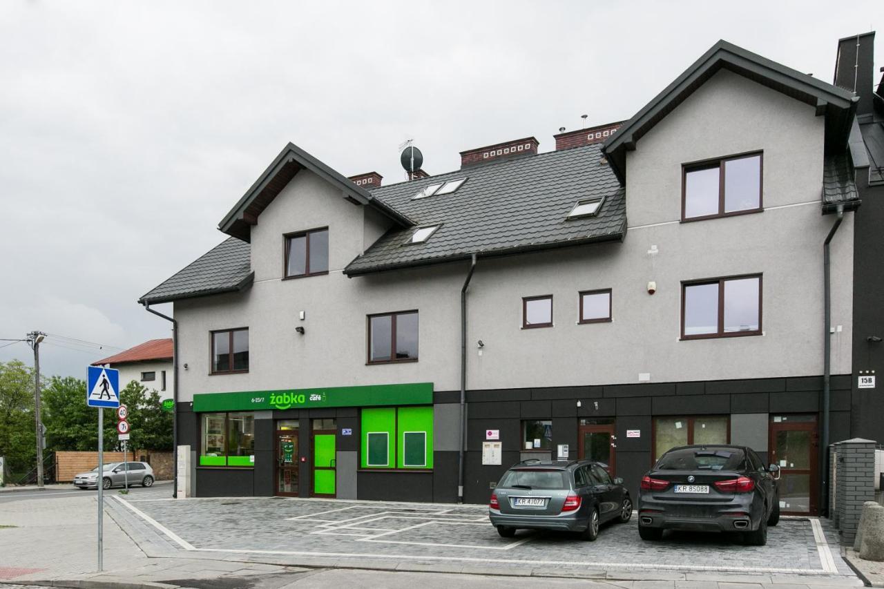 Aparthotel Novum Krasków Exteriör bild